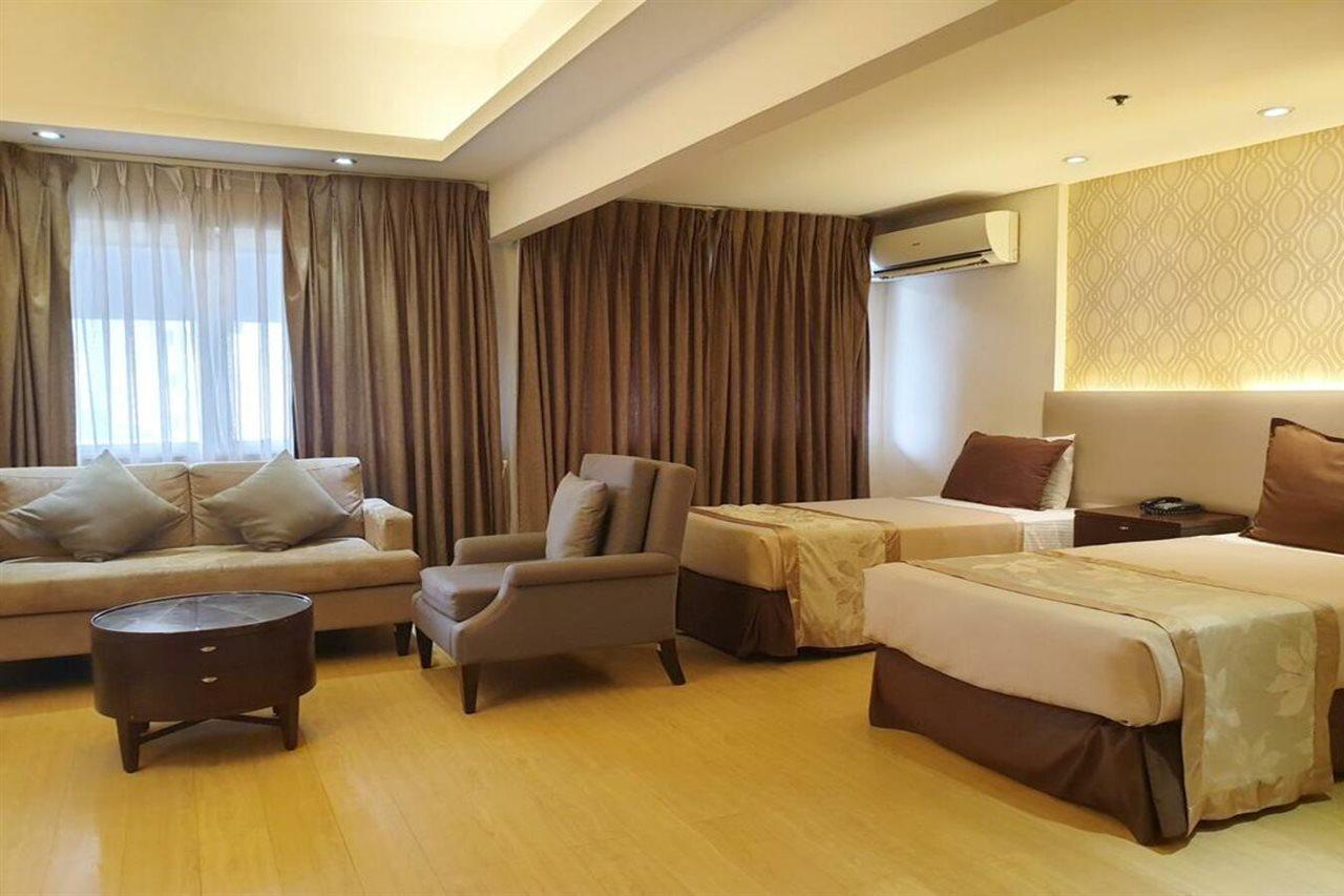 Imperial Palace Suites Quezon City Dış mekan fotoğraf