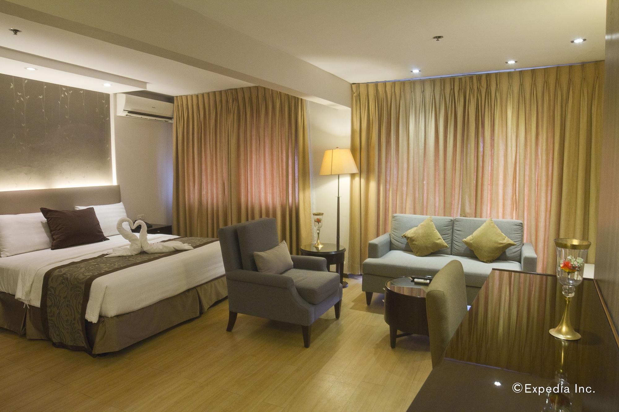 Imperial Palace Suites Quezon City Dış mekan fotoğraf