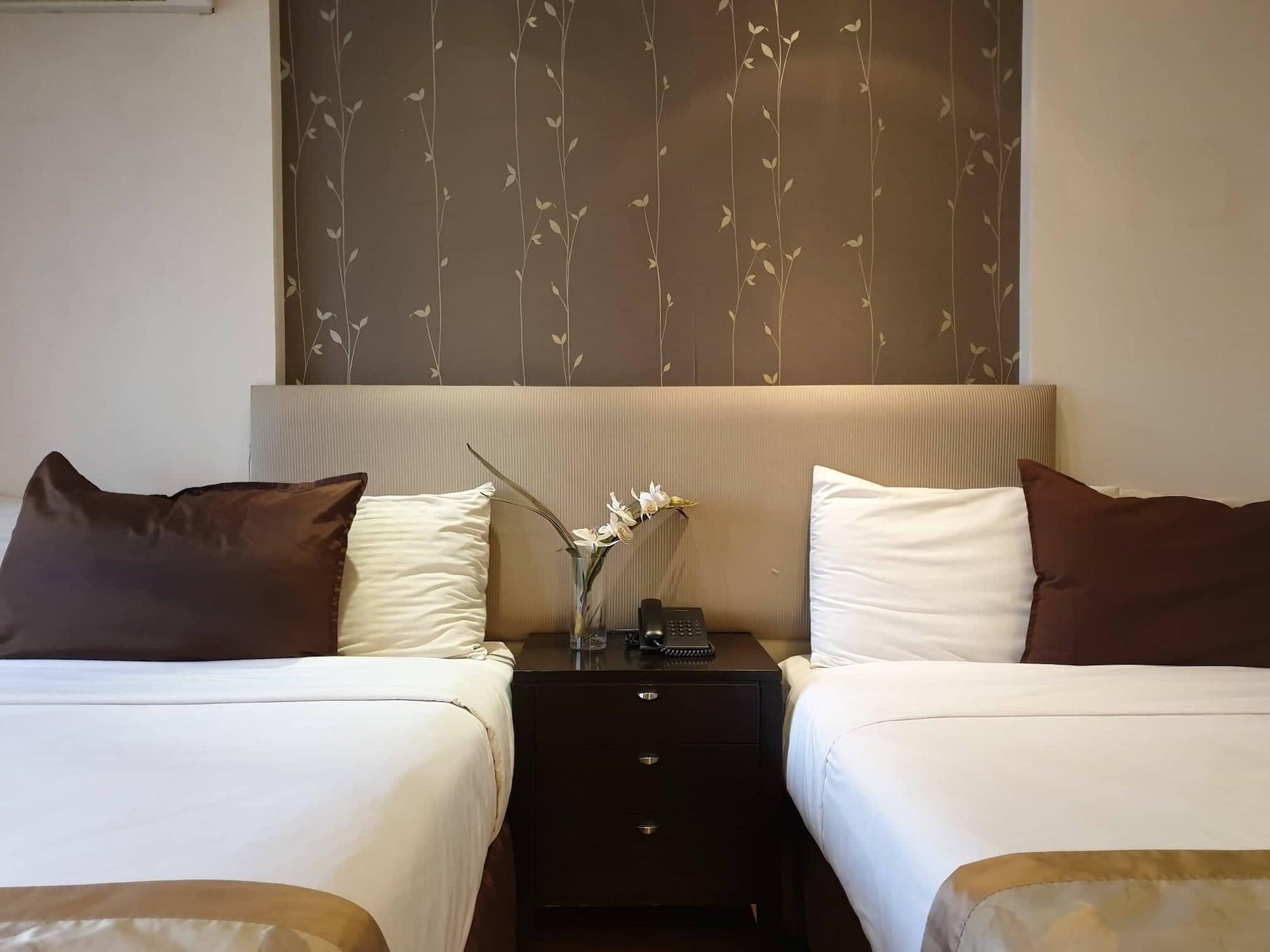 Imperial Palace Suites Quezon City Dış mekan fotoğraf