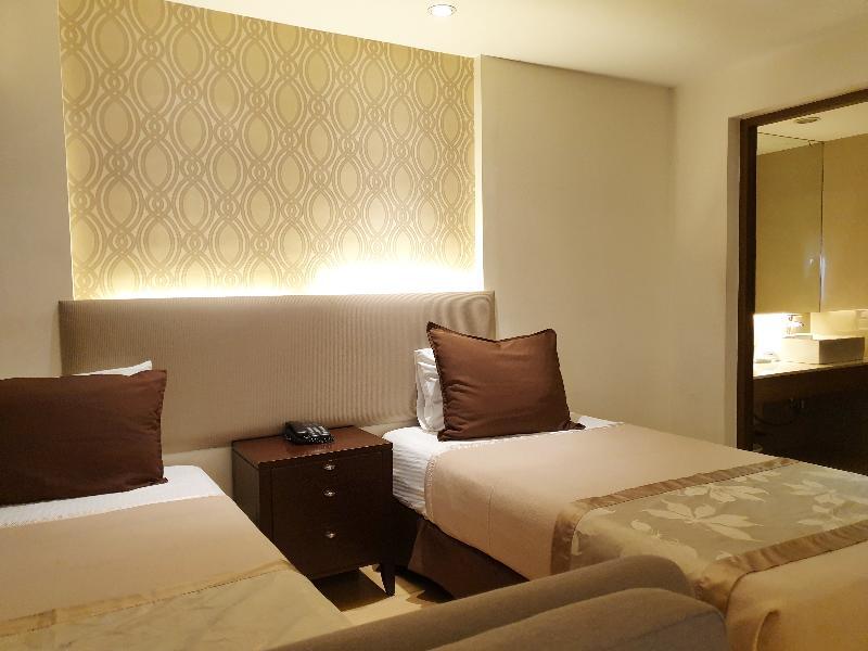 Imperial Palace Suites Quezon City Dış mekan fotoğraf