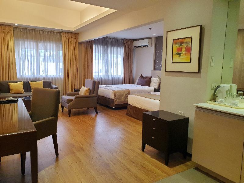 Imperial Palace Suites Quezon City Dış mekan fotoğraf